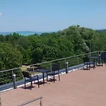 Lejlighedshotel Pauzo Balaton