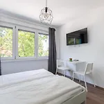 Pauzo Balaton Lejlighedshotel 4*