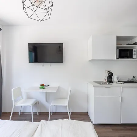 Hotel apartamentowy Pauzo Balaton *