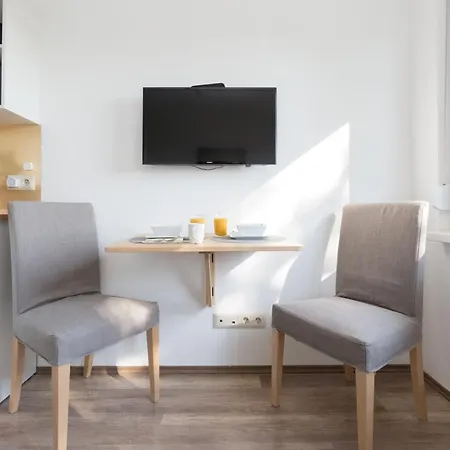 Pauzo Balaton Hotel apartamentowy