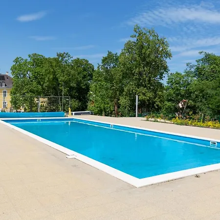 Pauzo Balaton Balatonföldvár
