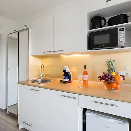 アパートホテル Pauzo Balaton