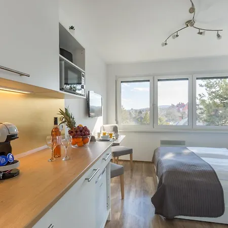 Pauzo Balaton 4* Balatonföldvár