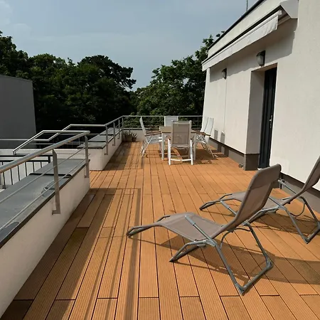 Hotel apartamentowy Pauzo Balaton Balatonföldvár