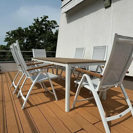 Pauzo Balaton Hotel apartamentowy *