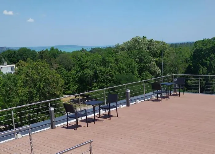 מלון דירות Pauzo Balaton