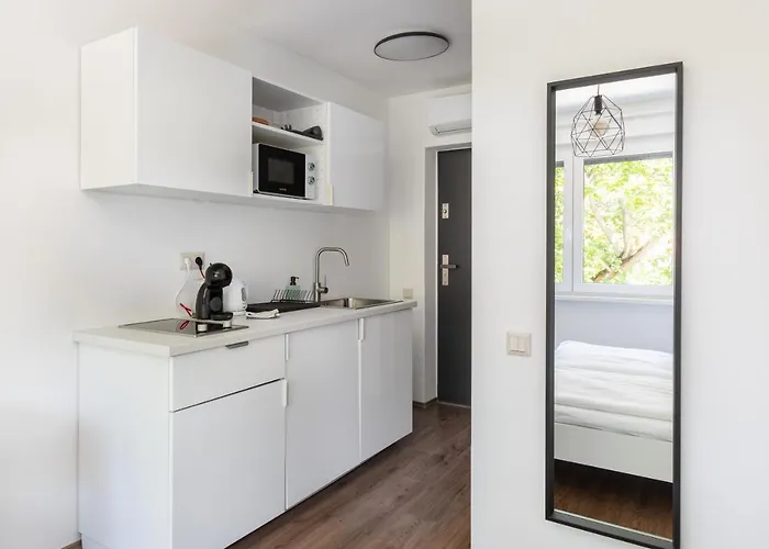 Pauzo Balaton 4* Balatonföldvár