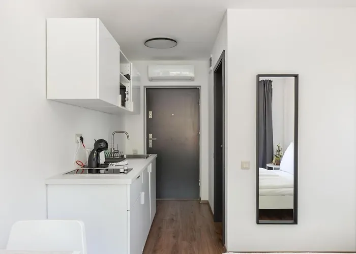 Pauzo Balaton 4* Balatonföldvár