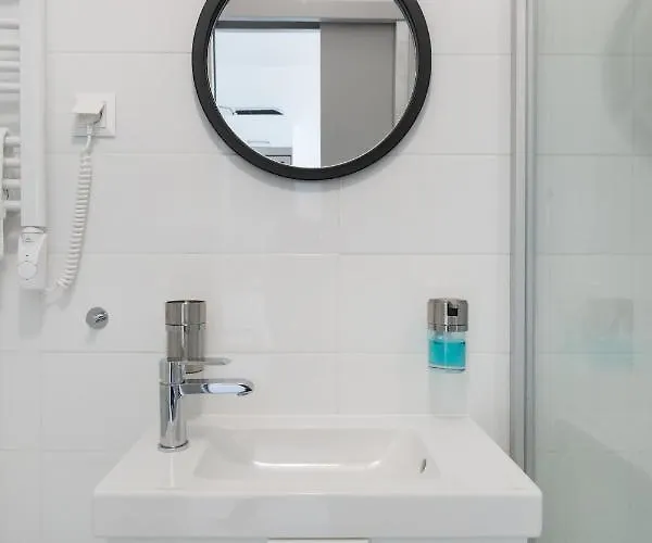 Pauzo Balaton Aparthotel 4*