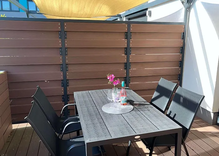 מלון דירות Pauzo Balaton 4*